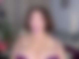 KylieLips's Live Sex Cam Show