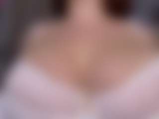 KylieLips's Live Sex Cam Show
