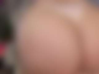 Live cam show with KylieLips - Sporty on Camsoda