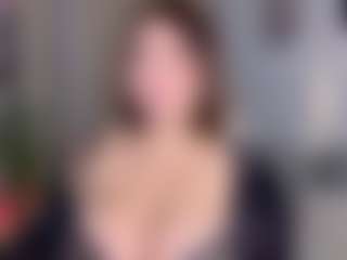 KylieLips's Live Sex Cam Show