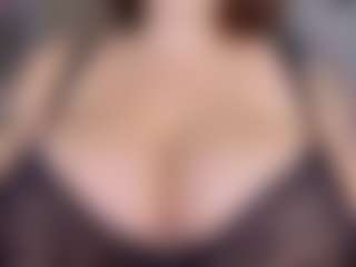 KylieLips's Live Sex Cam Show