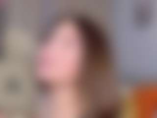 KylieLips's Live Sex Cam Show
