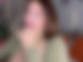 KylieLips's Live Sex Cam Show