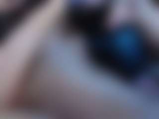 Penelope-titts's Live Sex Cam Show