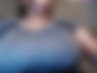 Live cam show with Penelope-titts - Chubby on Camsoda