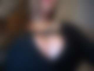 Live cam show with Penelope-titts - Nipple Piercings on camwithhim.com
