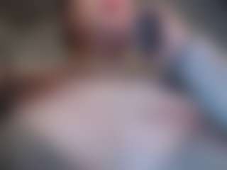 Penelope-titts's Live Sex Cam Show