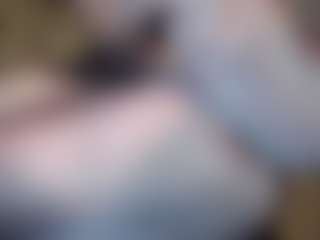 Live cam show with Penelope-titts - Nipple Piercings on Camsoda