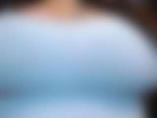 Live cam show with Penelope-titts - Smoking on Gym Cam Girls