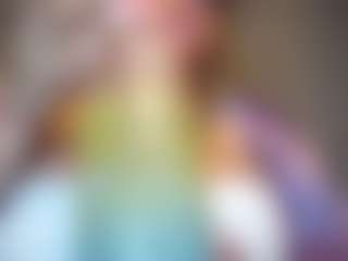 Live cam show with Penelope-titts - Nipple Piercings on Gym Cam Girls