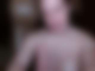 Live cam show with 18andHorny - Morena on studioflirtlive.com