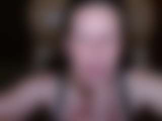 Live cam show with 18andHorny - MILF Teen (18+) on luckytryst.com