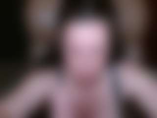 Live cam show with 18andHorny - Athletic Big Ass on fuklive.com