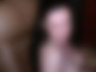 18andHorny MILF webcam performer live streaming