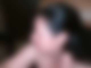Live cam show with 18andHorny - Bedroom MILF on liverealitysex.com