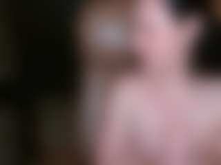 Live cam show with 18andHorny - Average on Mixed Magazine Live