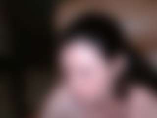 Live cam show with 18andHorny - Average on Milfs Live
