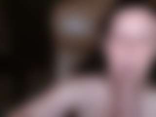 Live cam show with 18andHorny - Flirt MILF on Instabang
