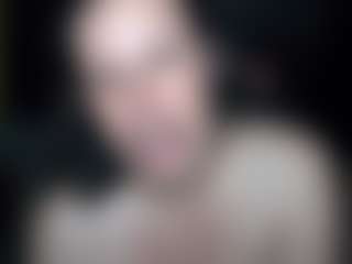 Live cam show with 18andHorny - Waxed on Uber Horny