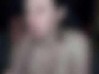 Live cam show with 18andHorny - Athletic Public on madthumbs