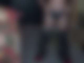 Live cam show with 18andHorny - Anal Teen (18+) on CamClone