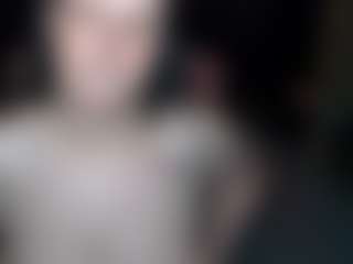 Live cam show with 18andHorny - Squirt on milfzrlive.com