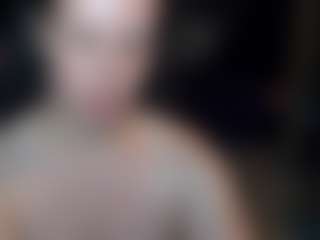 Live cam show with 18andHorny - Cowgirl on xDating