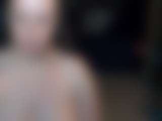 Live cam show with 18andHorny - Cowgirl on Pornisteam.com