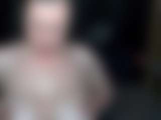 Live cam show with 18andHorny - Big Ass MILF on Camsoda