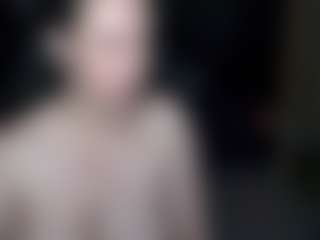 Live cam show with 18andHorny - Anal Brown Hair on Uber Horny