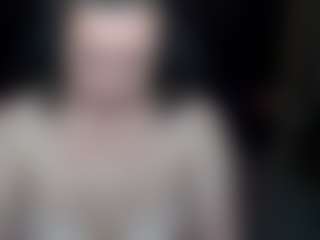 Live cam show with 18andHorny - Teen (18+) on hornycams.live