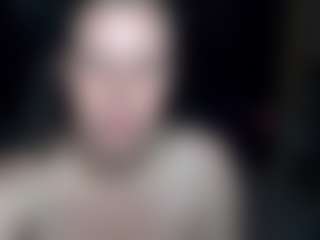 Live cam show with 18andHorny - Brown Hair Teen (18+) on madthumbs