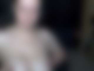 Live cam show with 18andHorny - Twerk on Camsoda
