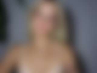 Live cam show with LexieBlonde - Blonde Hair Fetish on SmokeAndPoke