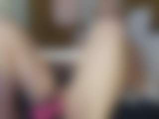 TaylorLove303's Live Sex Cam Show