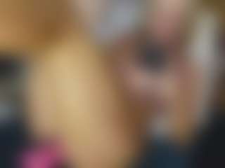 TaylorLove303's Live Sex Cam Show