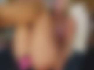 TaylorLove303's Live Sex Cam Show