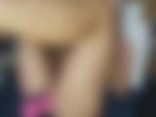 TaylorLove303's Live Sex Cam Show