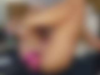 TaylorLove303's Live Sex Cam Show