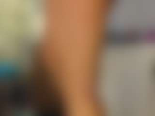 TaylorLove303's Live Sex Cam Show