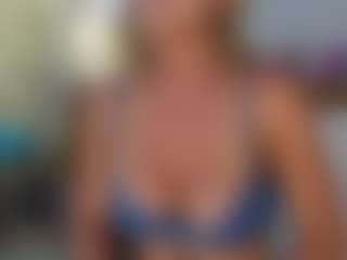 TaylorLove303's Live Sex Cam Show