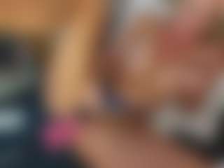 TaylorLove303's Live Sex Cam Show