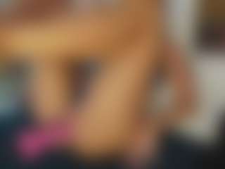 TaylorLove303's Live Sex Cam Show