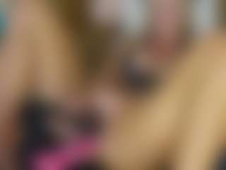 TaylorLove303's Live Sex Cam Show