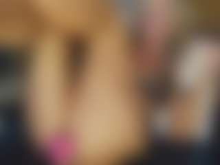 TaylorLove303's Live Sex Cam Show