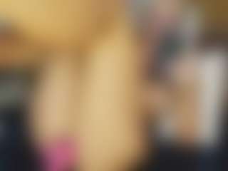 TaylorLove303's Live Sex Cam Show