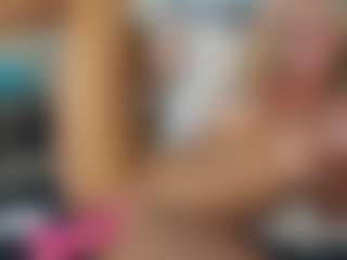 TaylorLove303's Live Sex Cam Show