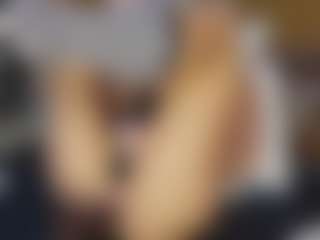 TaylorLove303's Live Sex Cam Show