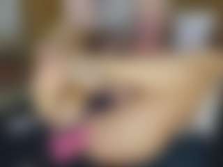TaylorLove303's Live Sex Cam Show