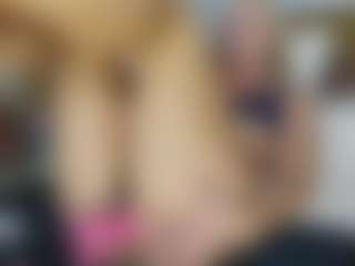 TaylorLove303's Live Sex Cam Show